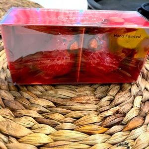 Yuletide salt and pepper shaker